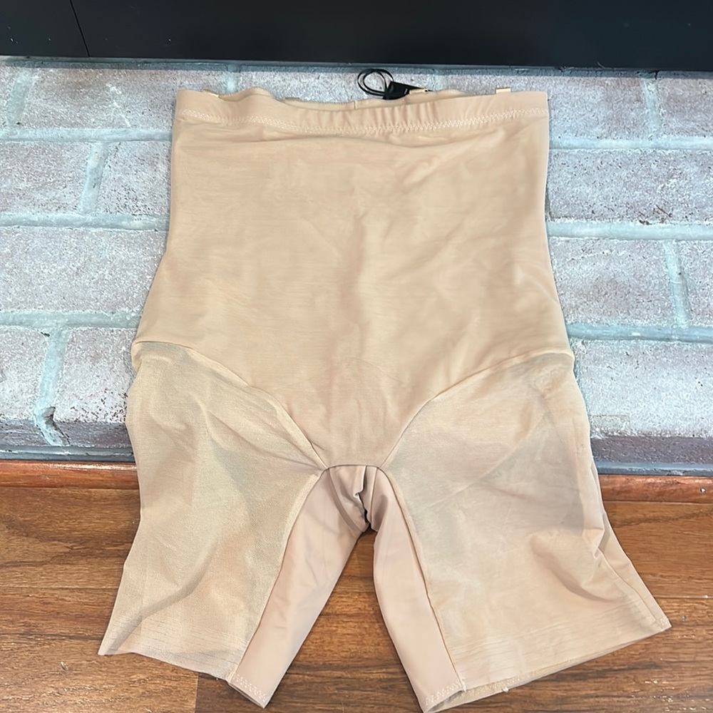 Honeylove SuperPower short